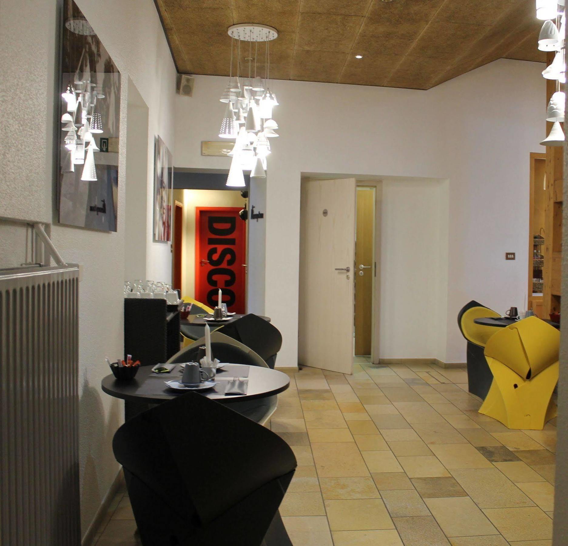 Hotel D'Alcantara Tournai Exterior foto